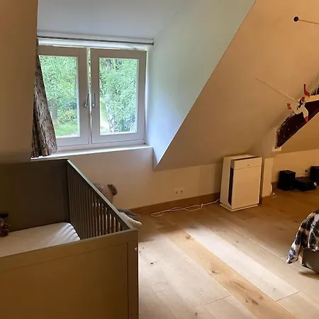 Villa Op Ruim Een Hectare Prive Grond *